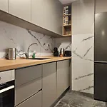 Cozy In The Heart Of 아파트