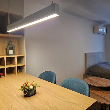 Cozy In The Heart Of Скопье