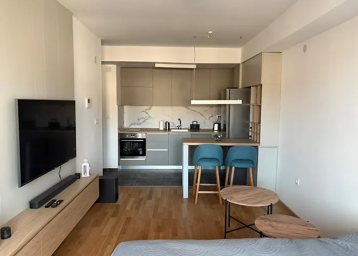 Cozy In The Heart Of Скопье