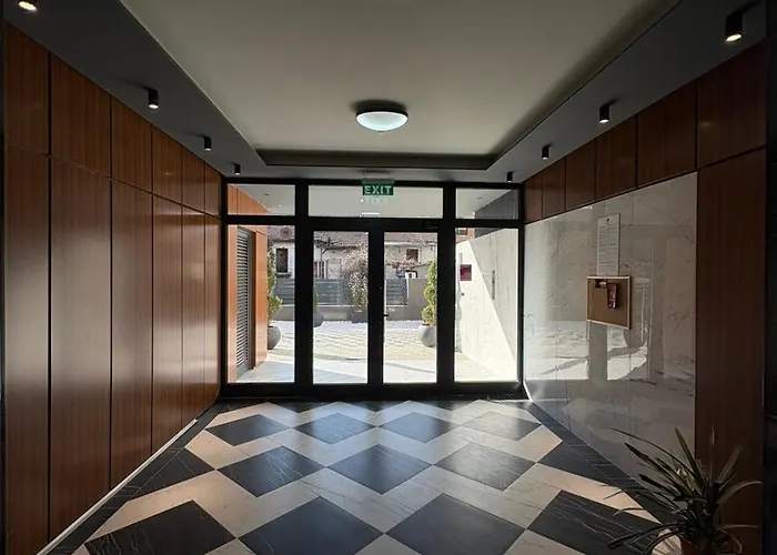 Апартаменты Cozy In The Heart Of Скопье