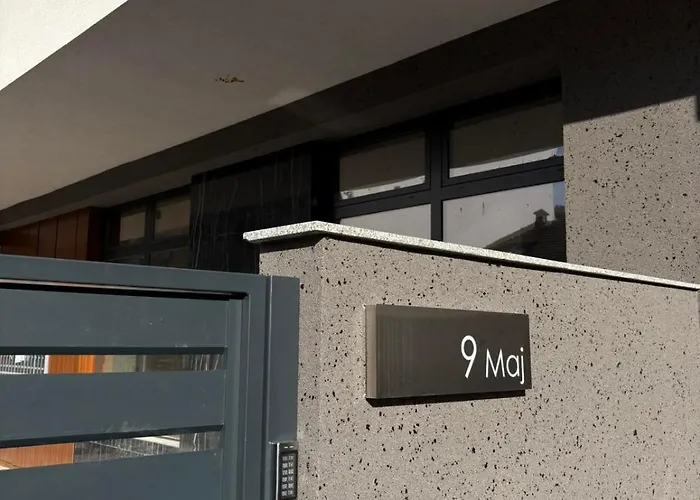 Апартаменты Cozy In The Heart Of